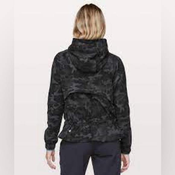 Lululemon athletica Pack It In Jacket - Picture 2 of 9